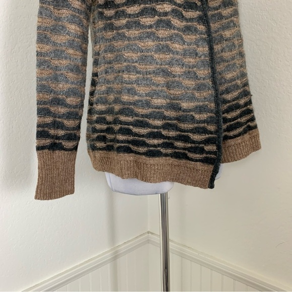 Jones New York Wool Mohair Blend wavy Stripe Ombré Cardigan Sweater Size Small - Picture 4 of 15